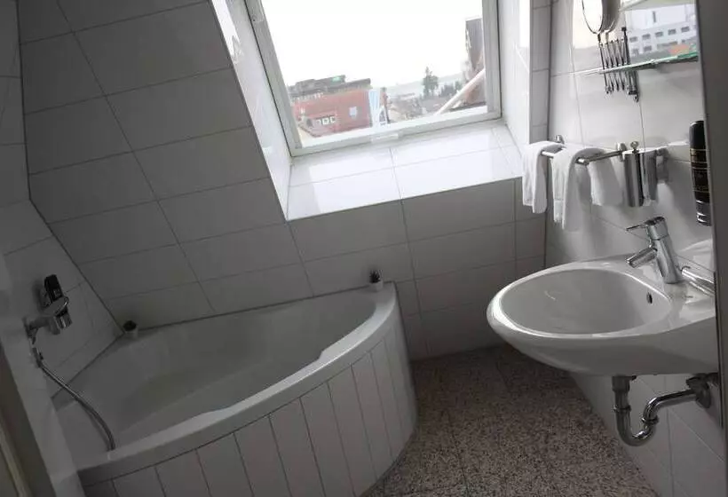 ペンション Am Wettbach