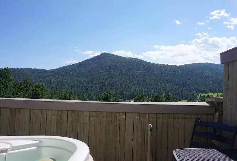 Majatalo Arrowhead Manor Bed & Breakfast Inn & Event Center