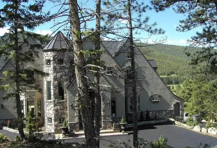 Majatalo Arrowhead Manor Bed & Breakfast Inn & Event Center