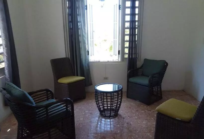 پانسیون Casa Luna