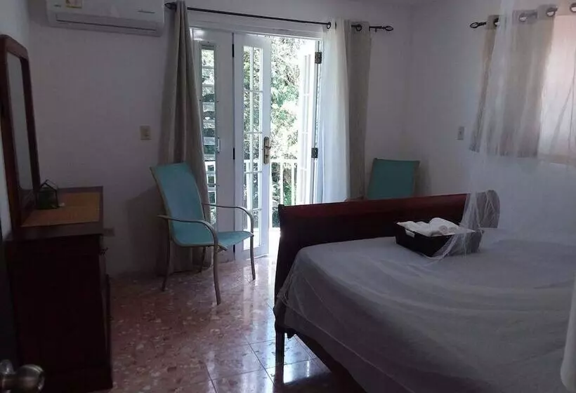 پانسیون Casa Luna