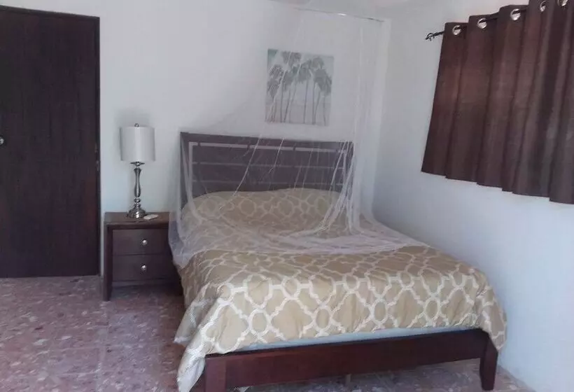 پانسیون Casa Luna