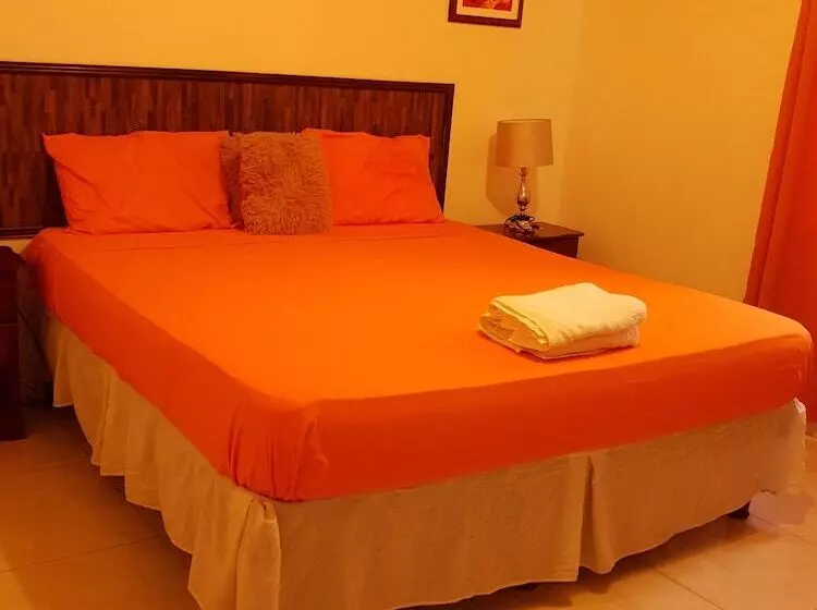 پانسیون El Monte