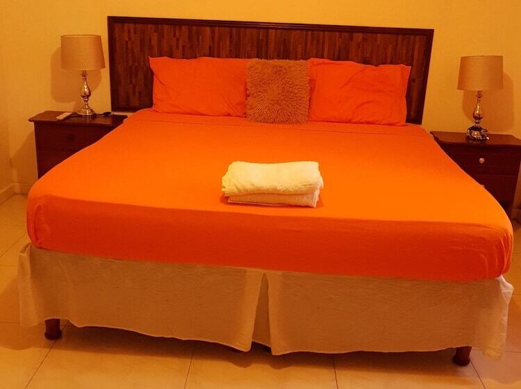 پانسیون El Monte