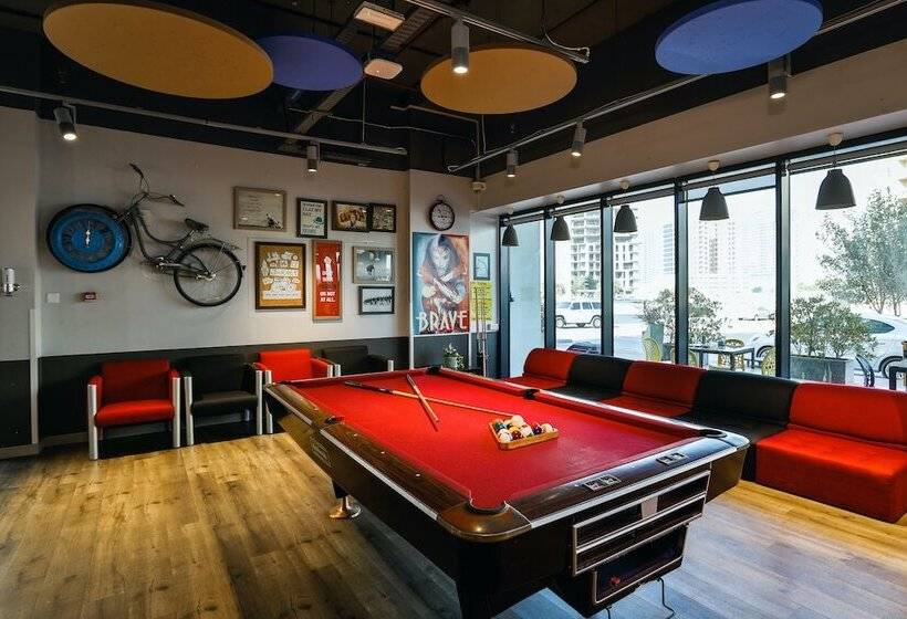 Пансион Ensuite Rooms And Studios   Dubai