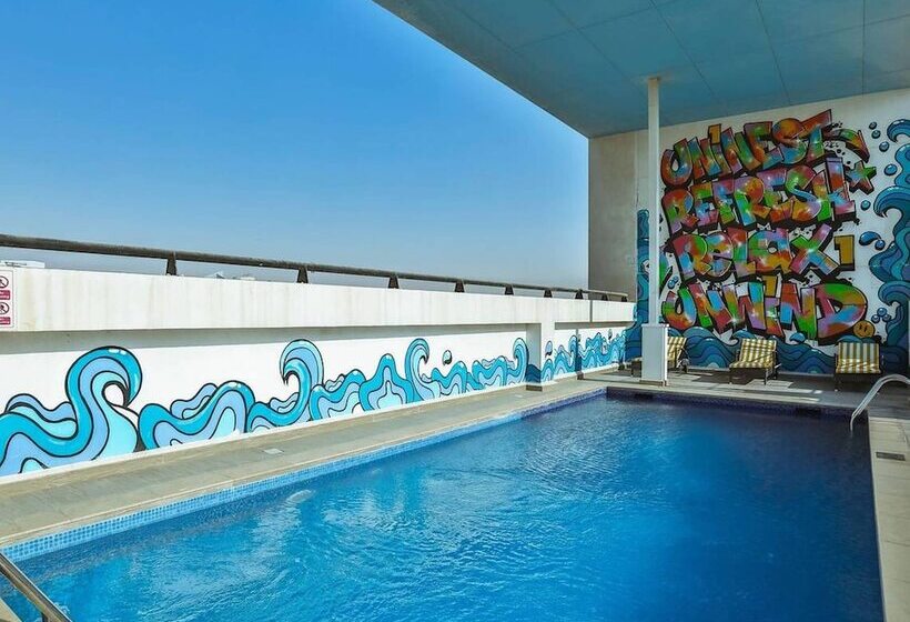 Пансион Ensuite Rooms And Studios   Dubai