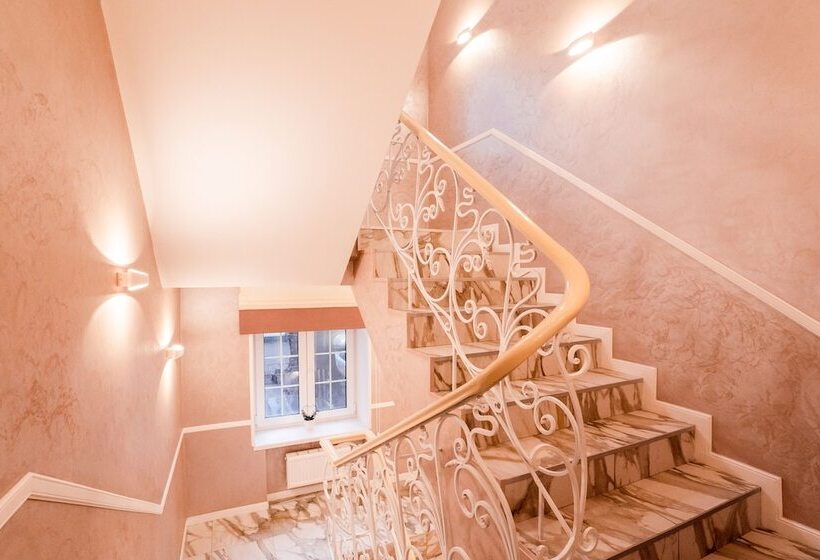 بنسيون Guest House 16 8