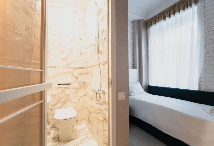 بنسيون Guest House 16 8