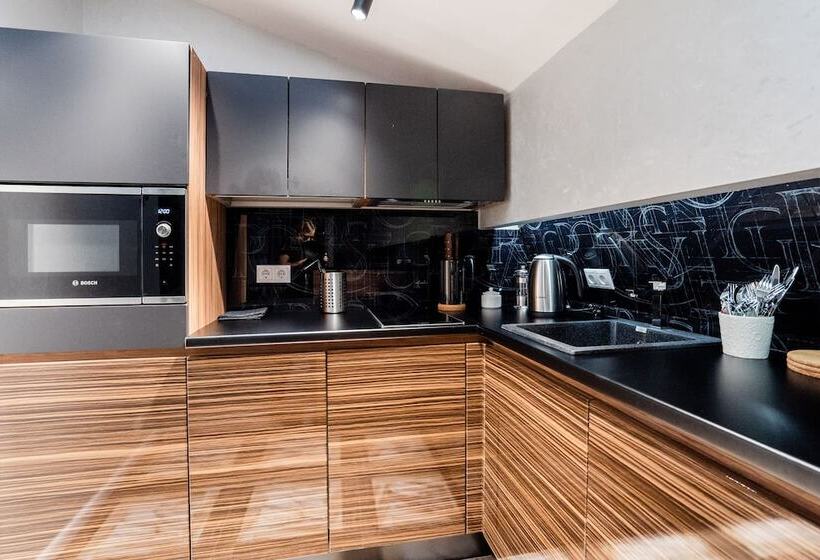 بنسيون Guest House 16 8