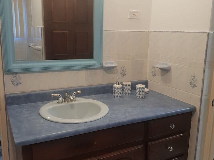 Pensión Tranquility At Blissett