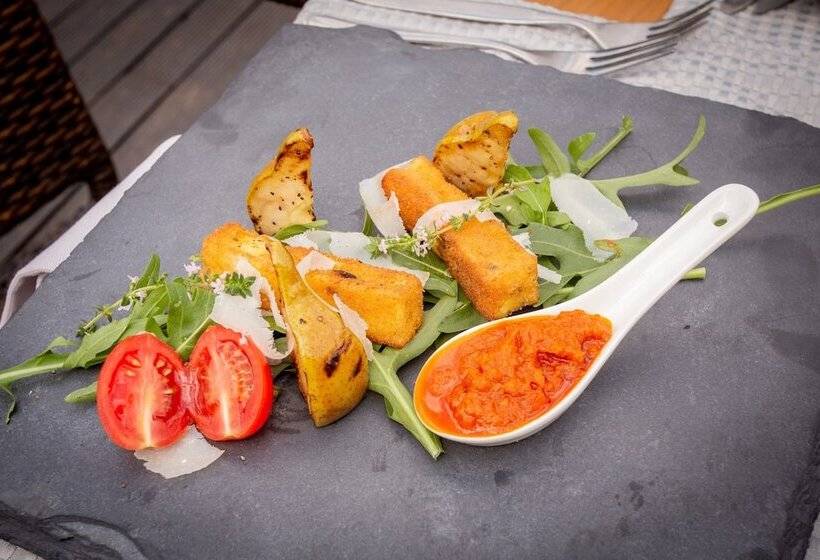 بنسيون Whispering Pines Country Estate