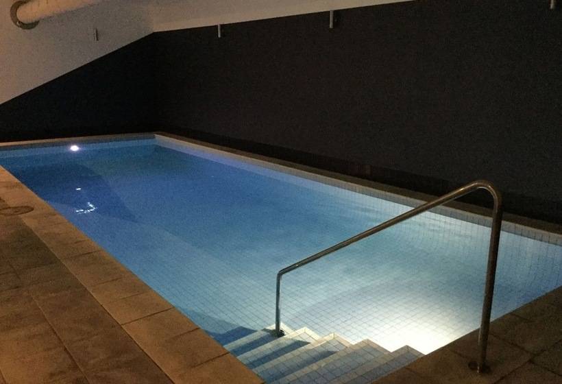 Sub Penthouse On Barkly Street