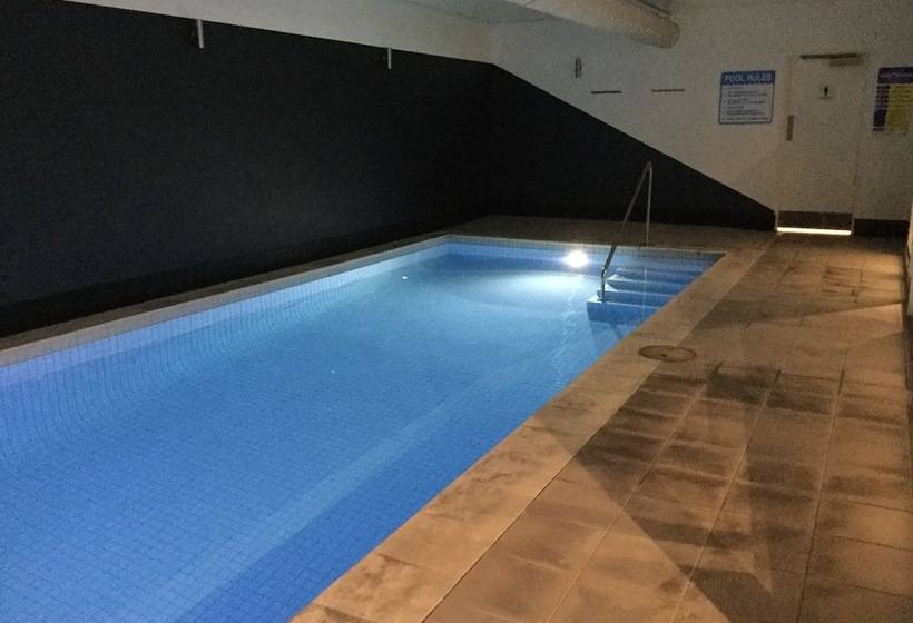 Sub Penthouse On Barkly Street