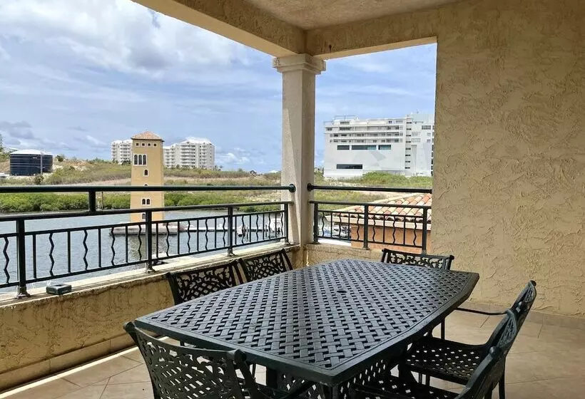 The Hotel Porto Cupecoy