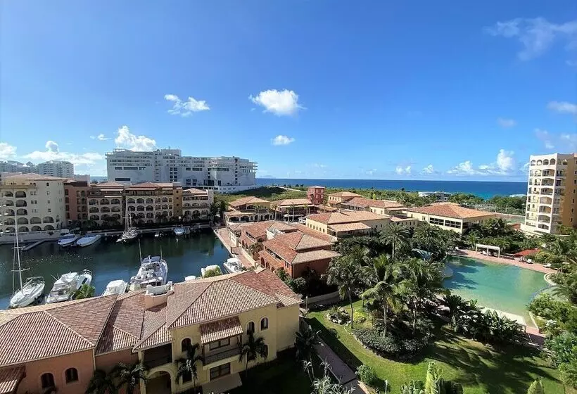 The Hotel Porto Cupecoy