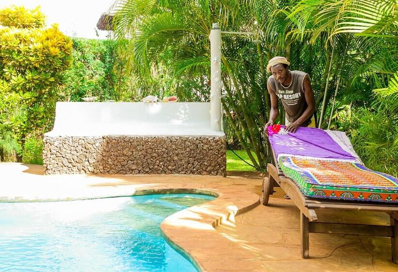 Villakwetu Cottages Diani Beach