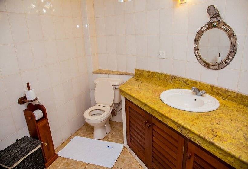 Villakwetu Cottages Diani Beach