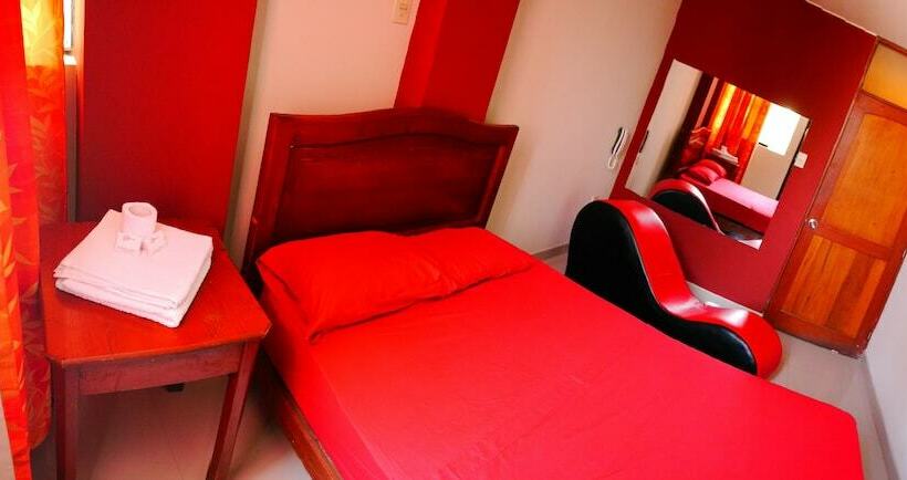 فندق صغير Hostal Las Palmeras