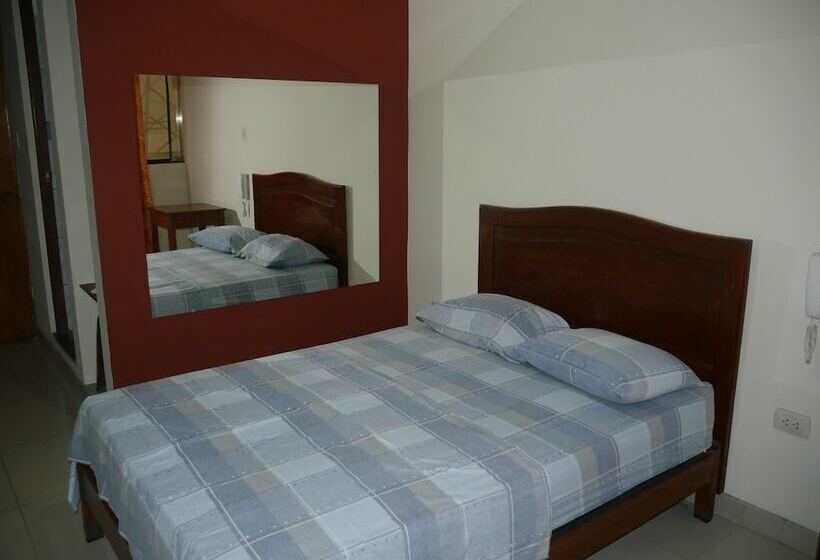فندق صغير Hostal Las Palmeras