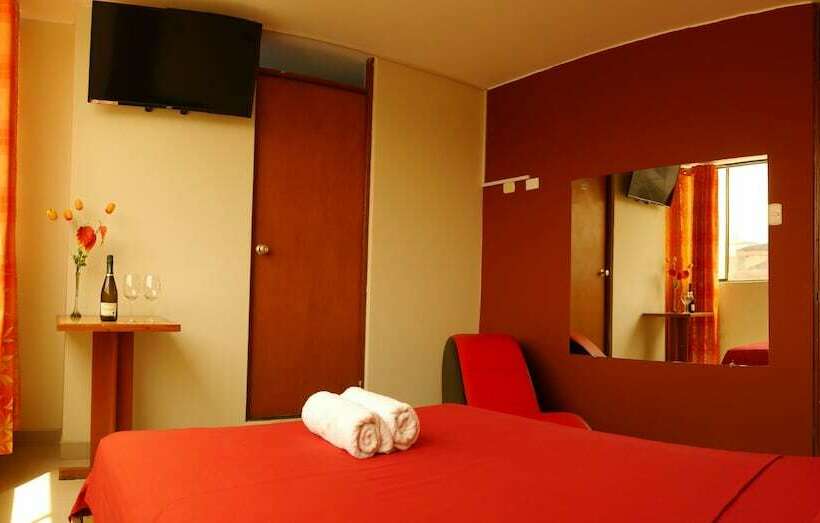 فندق صغير Hostal Las Palmeras