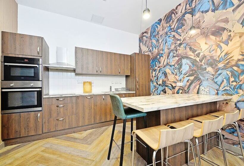 호스텔 Lovely Studios Students Only Liverpool