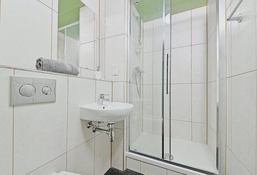 호스텔 Lovely Studios Students Only Liverpool