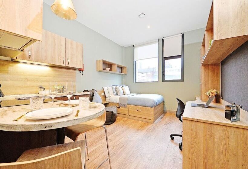 호스텔 Lovely Studios Students Only Liverpool