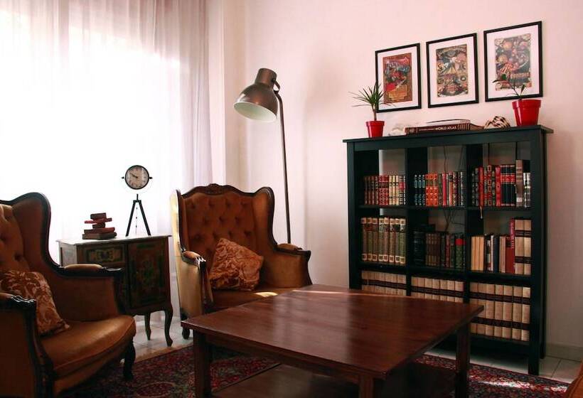 تختخواب و صبحانه Books Beds & Breakfast