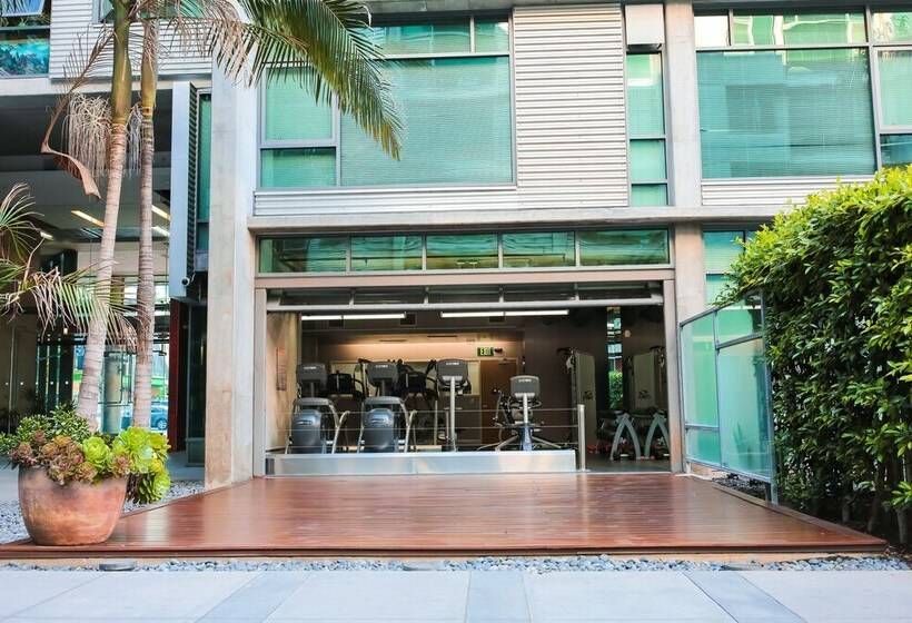 Fully Furnished Suites Staple Center