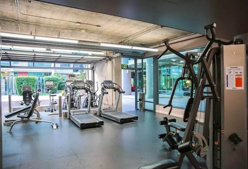 Fully Furnished Suites Staple Center