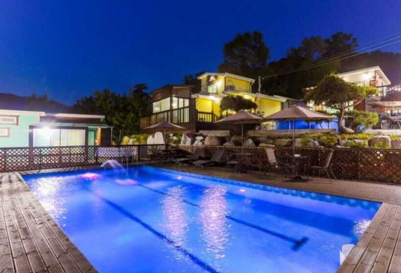 Ganghwado Haneulbit Pension