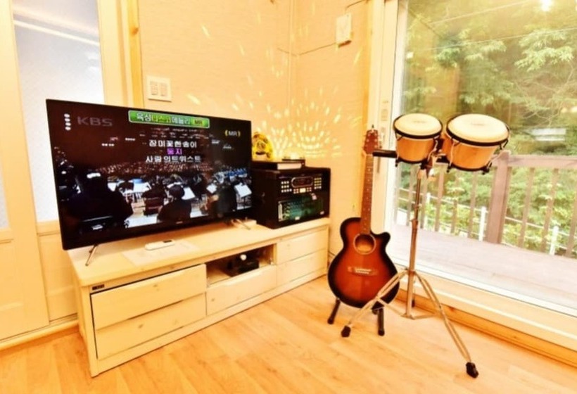 Ganghwado Haneulbit Pension