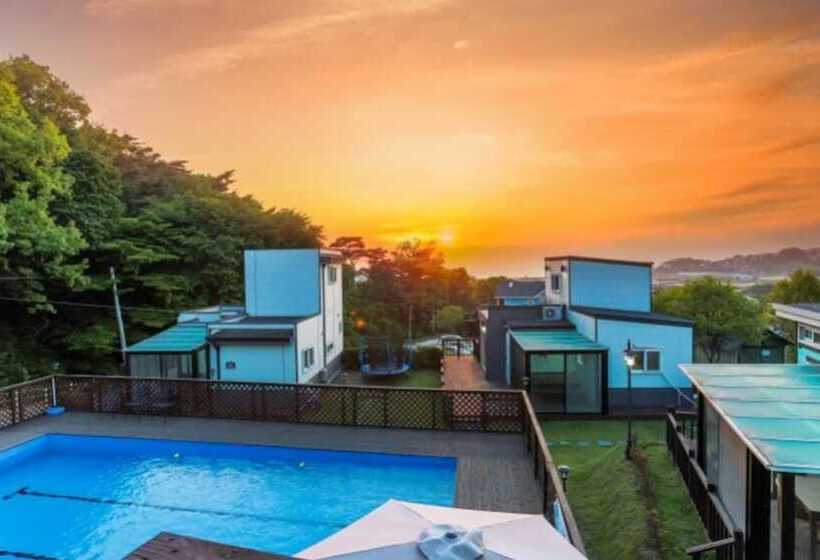 Ganghwado Haneulbit Pension