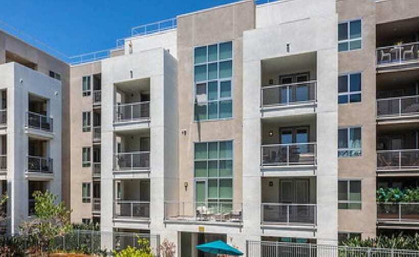 Heaven On Hollywood Boulevard Furnished Apartments