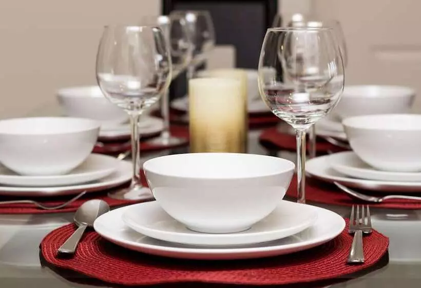 Heaven On Hollywood Boulevard Furnished Apartments