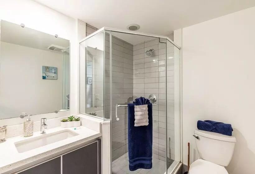 Heaven On Hollywood Boulevard Furnished Apartments