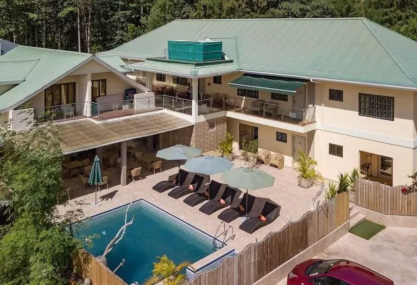 هتل Chez Bea Luxury Villa