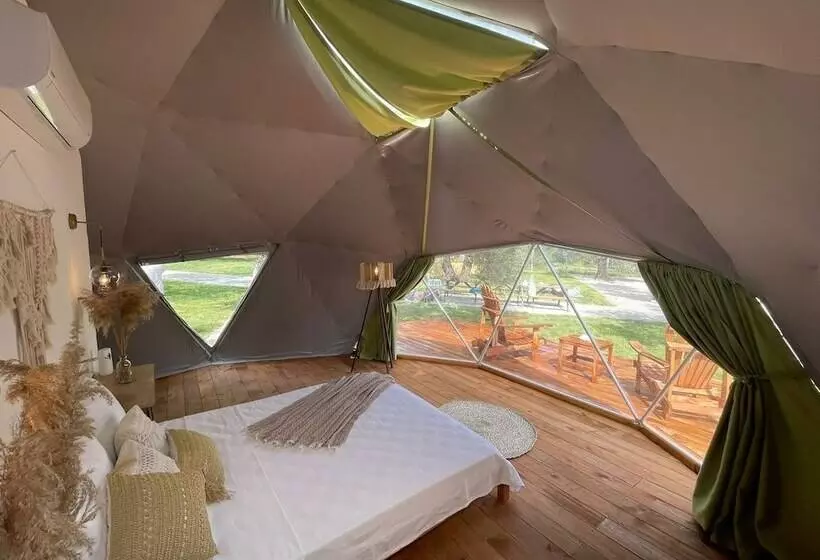 ホテル Cuppa Beach & Glamping