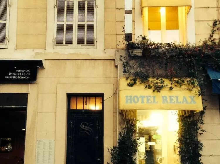 ホテル Hôtel Relax