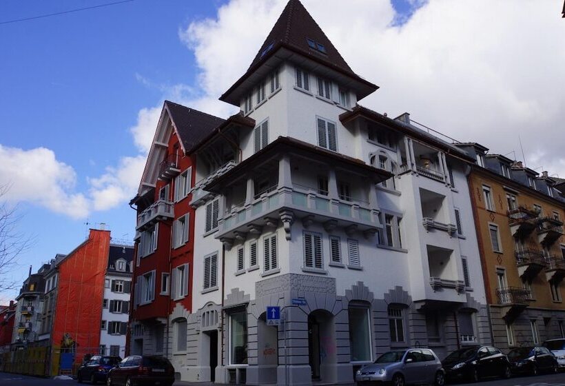 هتل Luxury Apartments By Livingdowntown