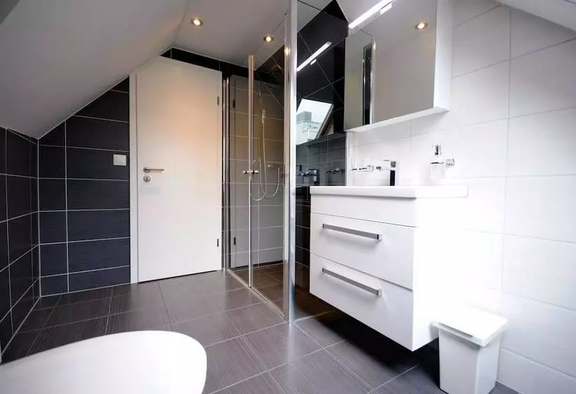 هتل Luxury Apartments By Livingdowntown