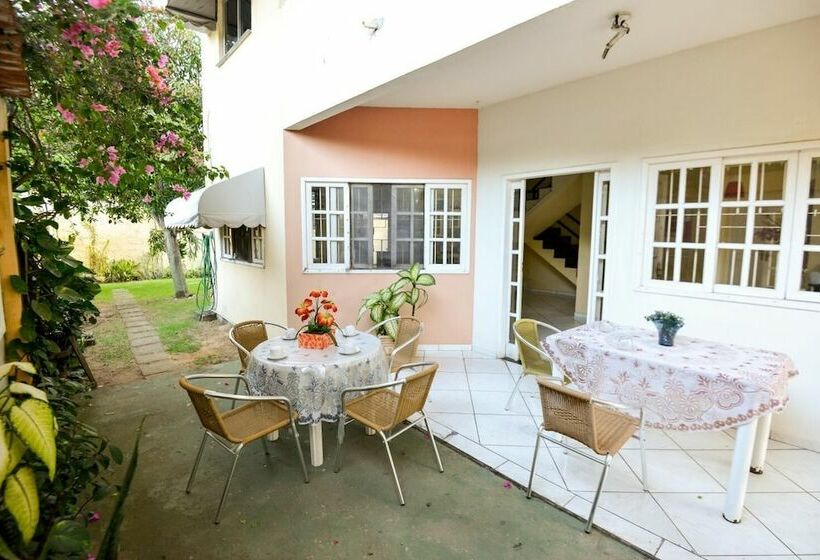 فندق Pousada Praia Do Ribeiro