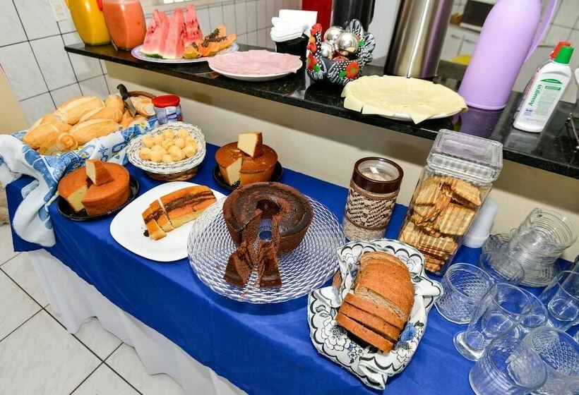 فندق Pousada Praia Do Ribeiro