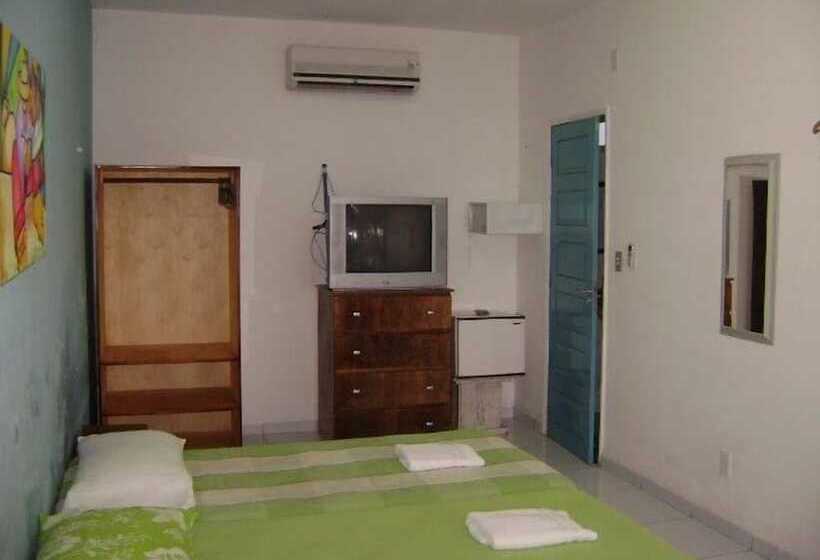 酒店 Pousada Universitária