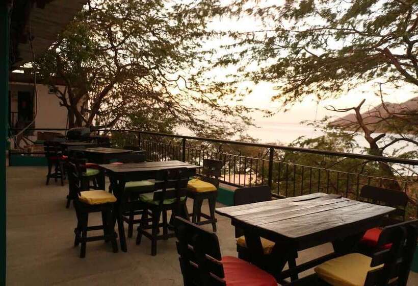 هتل Restaurante Bar Mirador De Taganga