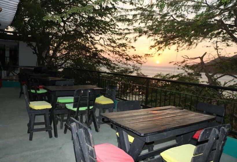 هتل Restaurante Bar Mirador De Taganga