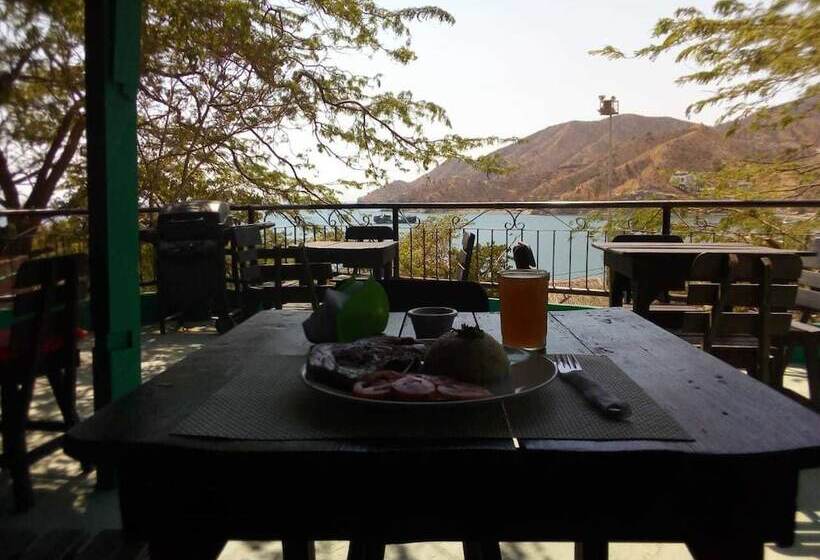 هتل Restaurante Bar Mirador De Taganga