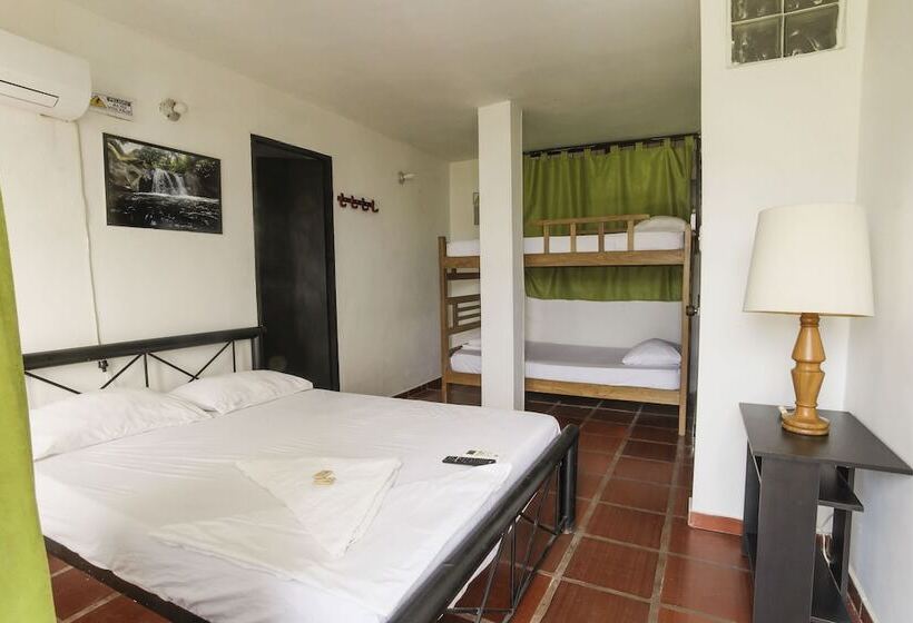 هتل Restaurante Bar Mirador De Taganga