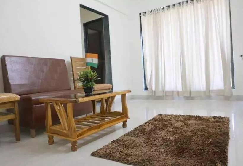 Hotelli Satyam Residency