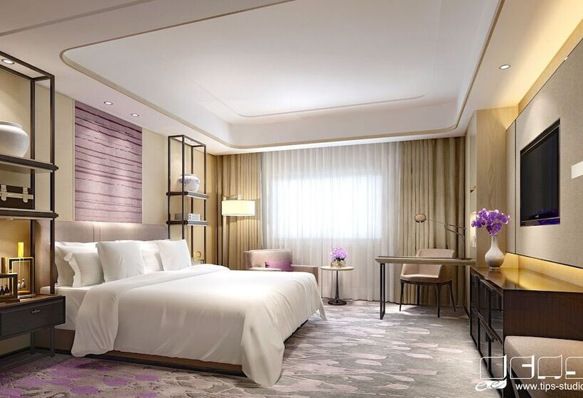 Hotel Shenzhen Bay Emerald Passion Man